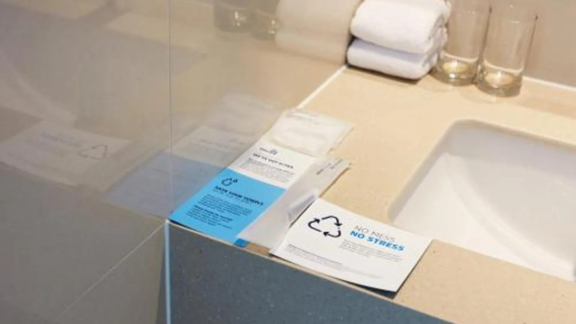 서울 홀리데이 인 익스프레스 서울 홍대 바이 IHG 3성급 호텔 객실