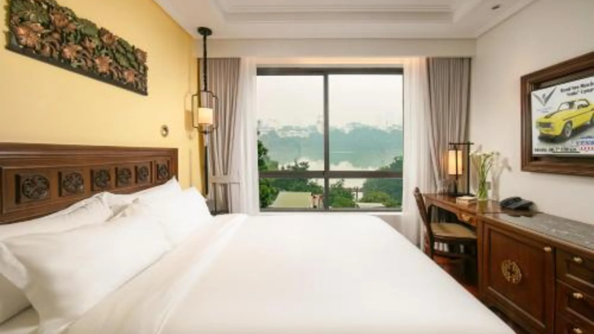 하노이 루시앙 하노이 레이크사이드 호텔 앤 루프탑 5성급 호텔 스위트룸