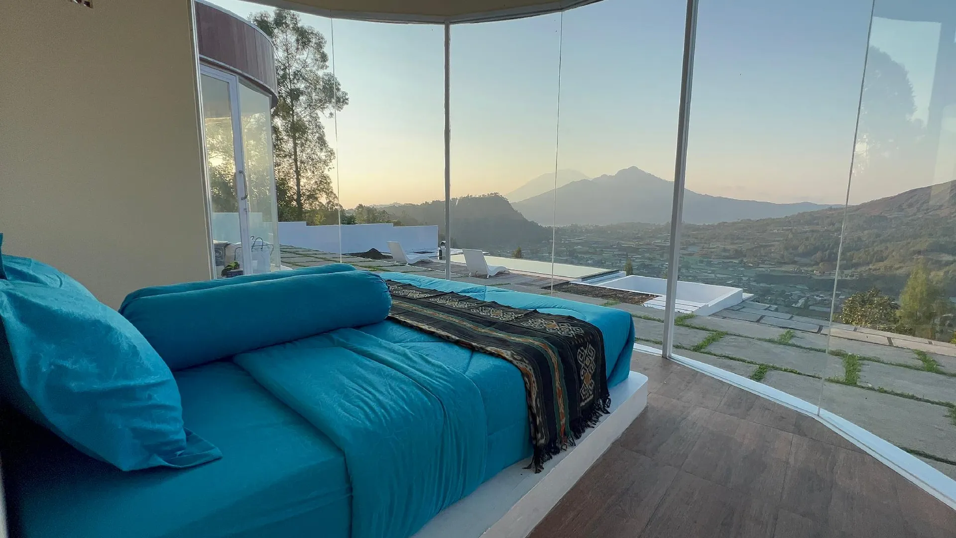 발리 하이랜드 발리 글램핑 4성급 게스트하우스 수영장