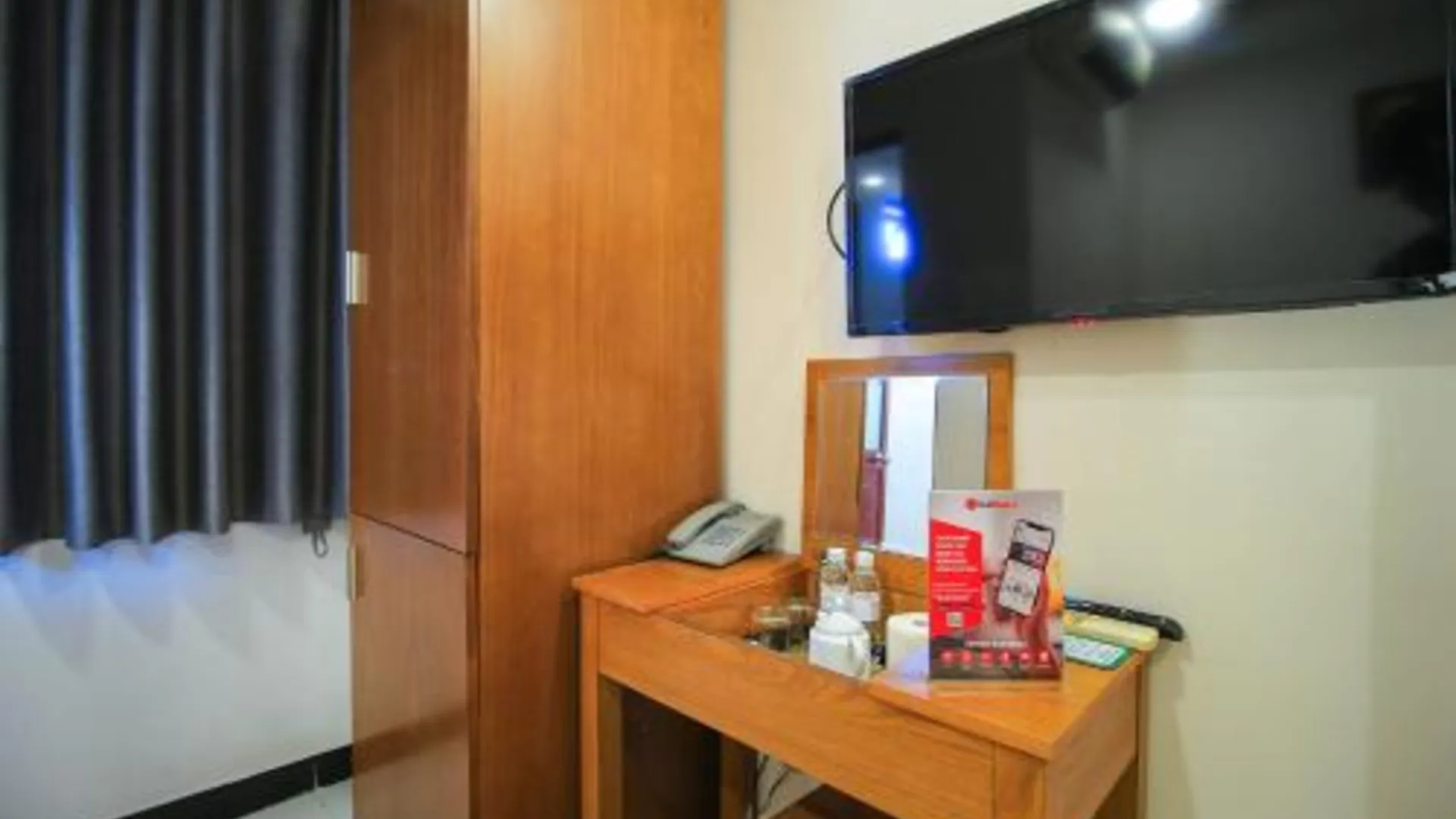 호치민 레드도어즈 프리미엄 @ 아티카 호텔 2성급 호텔 스위트룸