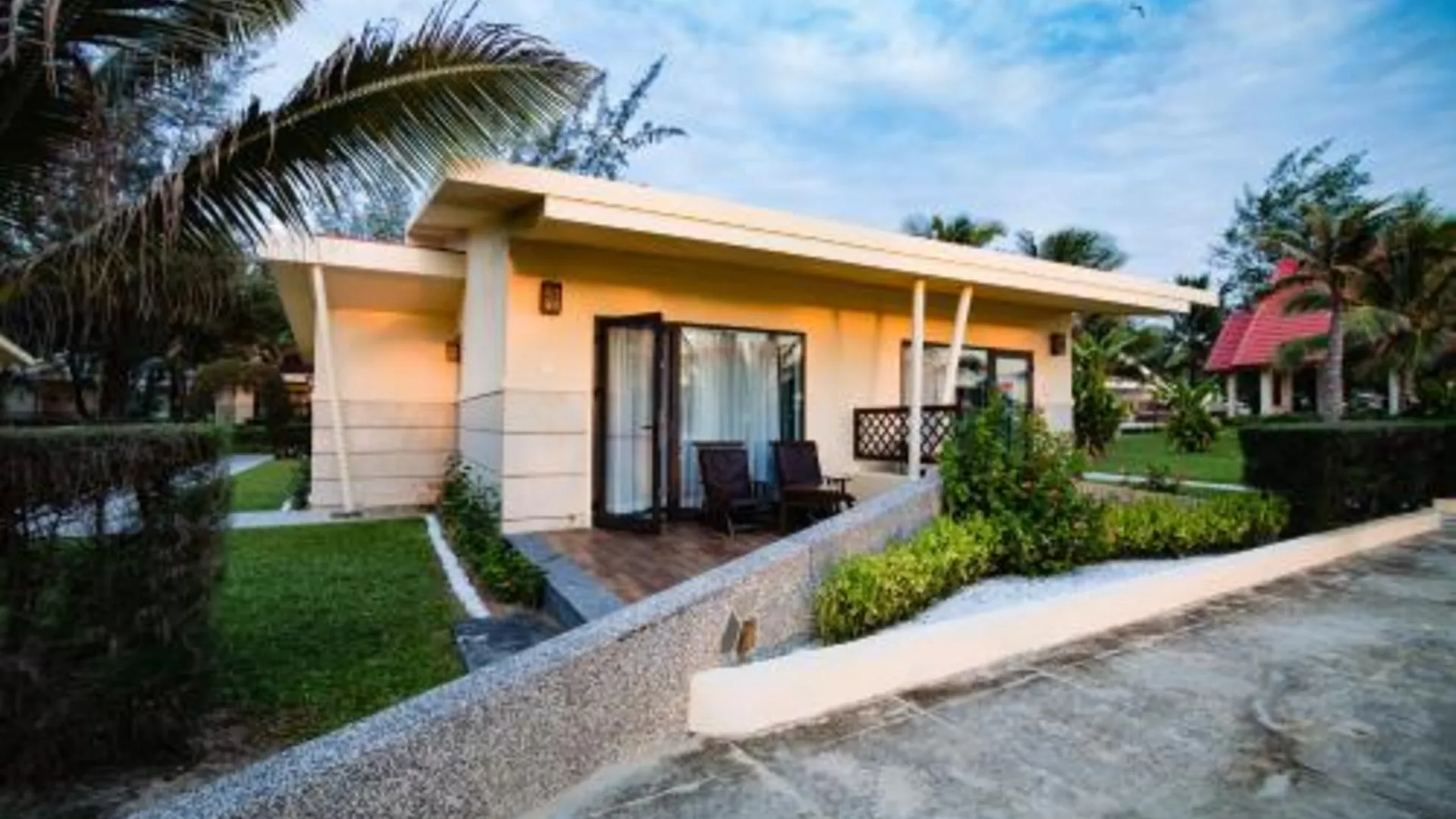 다낭 샌디 비치 논 누크 리조트 4성급 호텔 전망