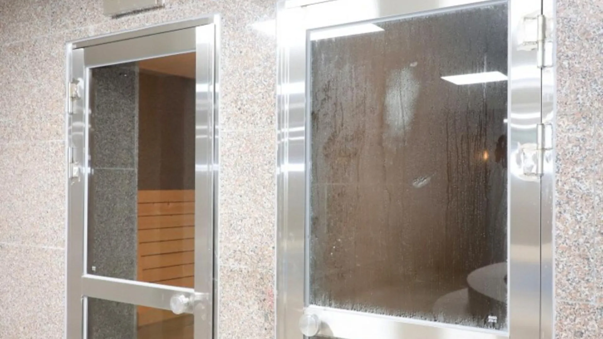 충주 수안보 스파 호텔 2성급 호텔 수영장