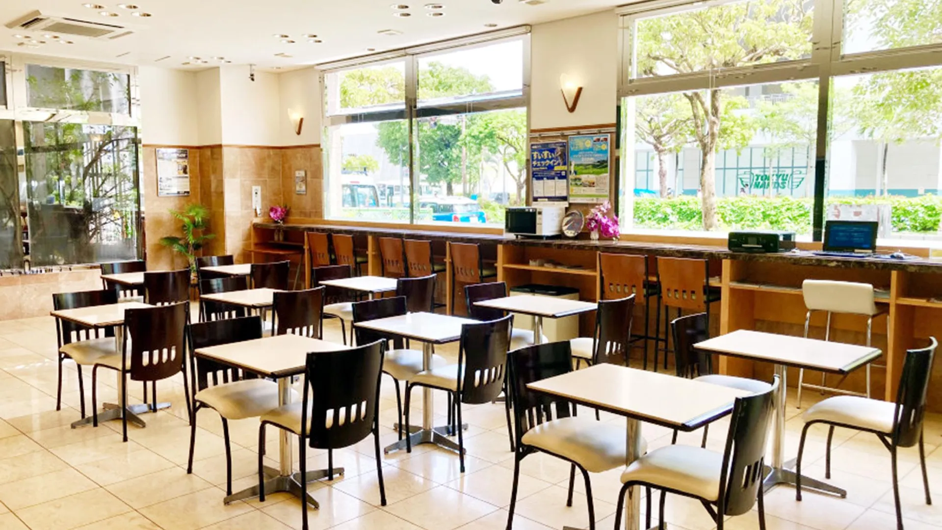 오키나와 본섬 토요코 인 오키나와 나하 신 토신 오모로마치 3성급 호텔 로비