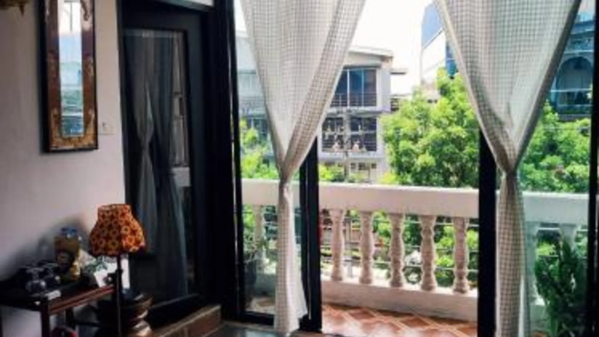 방콕 엠스테이 3성급 호텔 외관