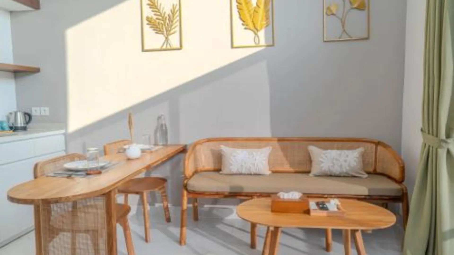 발리 창구 로프트 스튜디오 4성급 게스트하우스 수영장