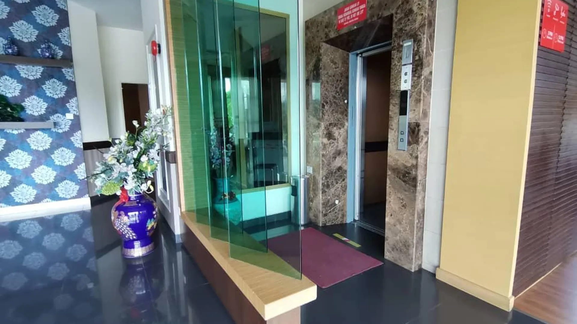 코타키나발루 그랜드 이스턴 호텔 Sdn Bhd ( 877519-A) 1성급 호텔 레스토랑