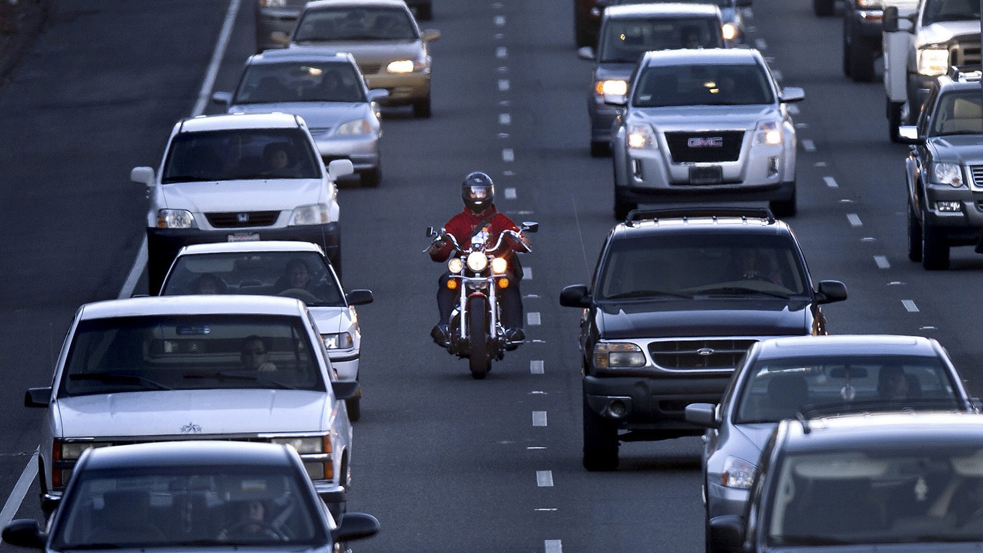 Xe môtô có được đi trên đường cao tốc không