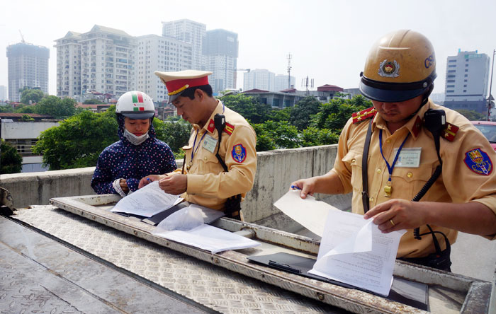 Có được nộp phạt vi phạm giao thông tại Kho bạc hay không?