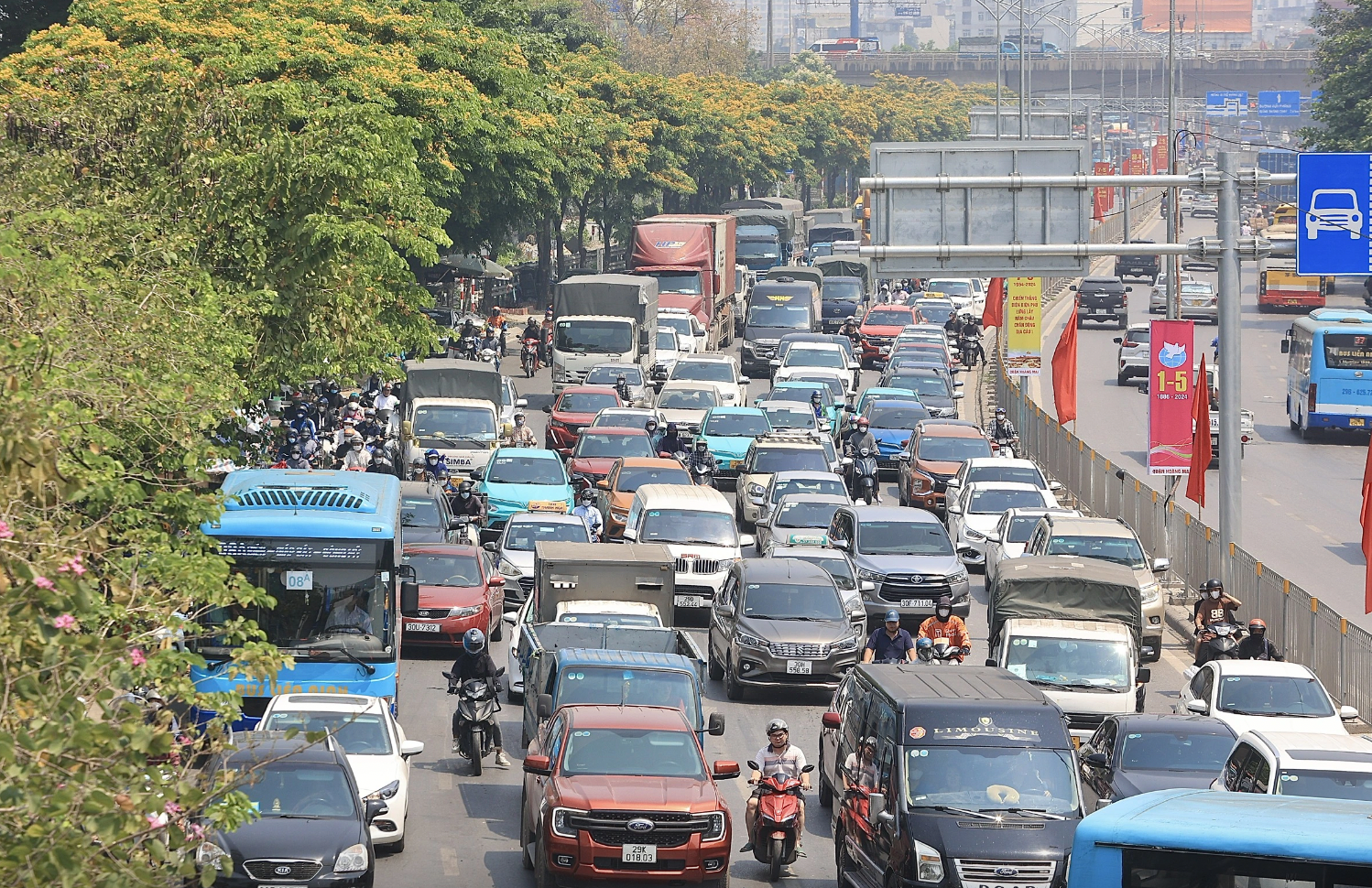 Hết hạn phí đường bộ có bị phạt không?