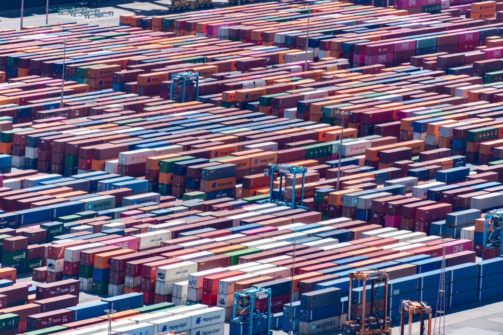 Global Supply Chains Reconfigured: Impact on Inflation and Corporate Profits