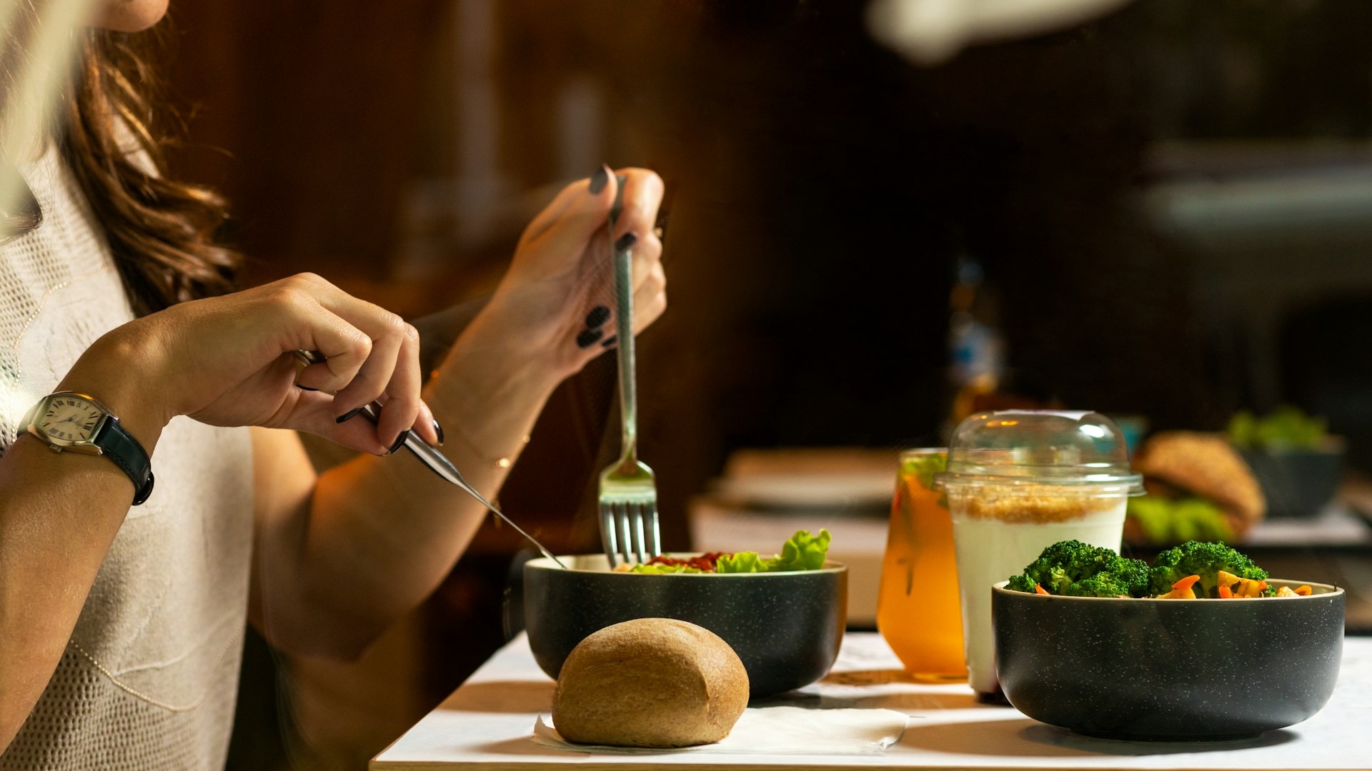 Beyond the Trends: Unpacking the Science of Sustainable Healthy Eating Habits
