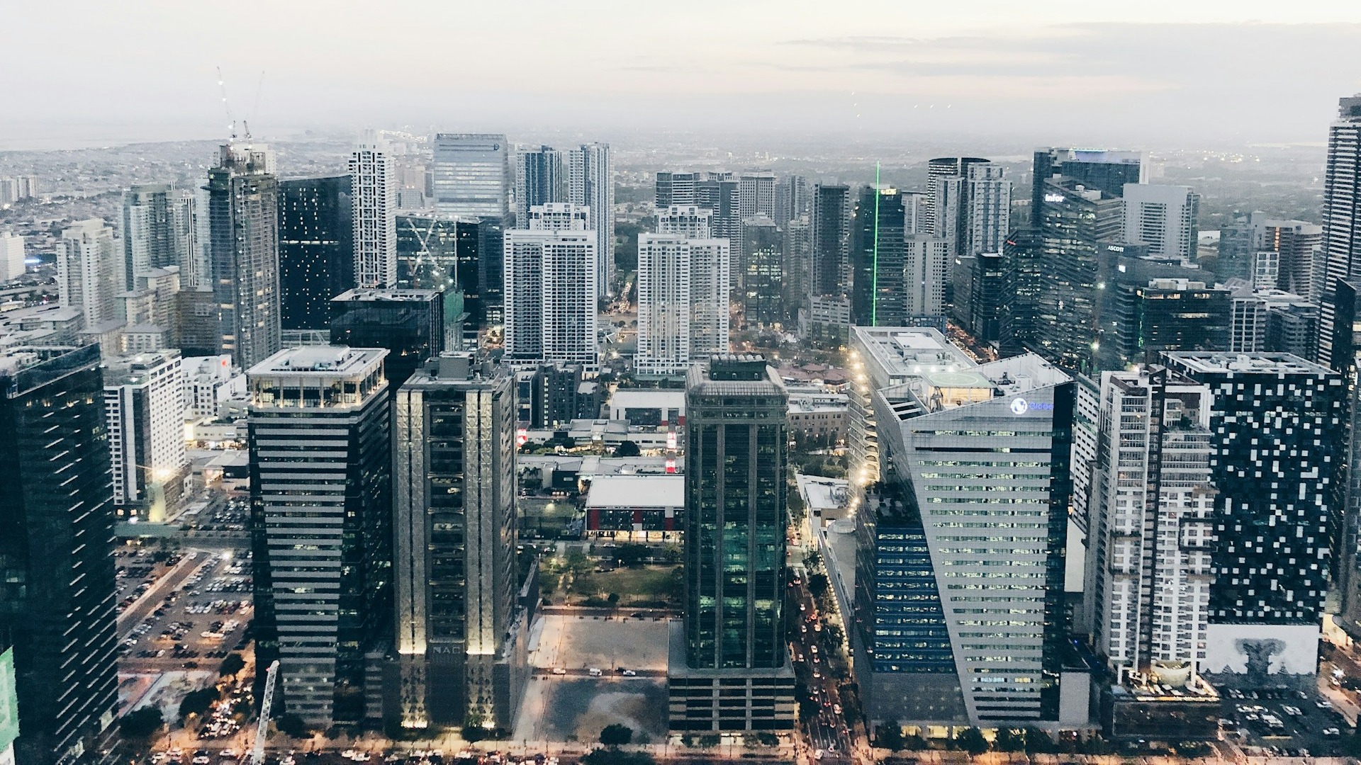Global Property Markets Brace for Higher Rates and Hybrid Work