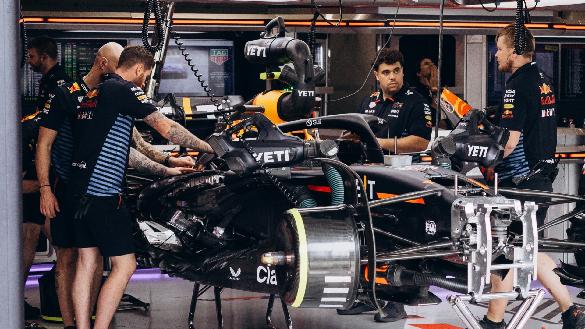 Inside the Formula 1 Garage: How Team Mechanics Prepare a Race Car for Competition