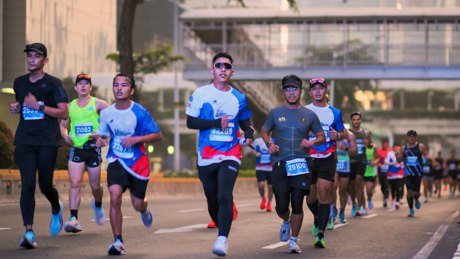How Marathon Runners Build Elite Stamina: Proven Training Strategies