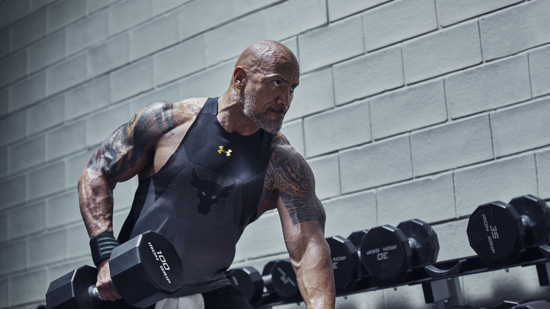 How WWE Superstars Train for Weekly Shows