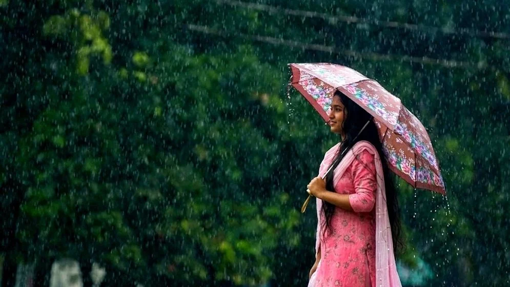 তিন বিভাগে বৃষ্টির সম্ভাবনা, কমতে পারে রাতের তাপমাত্রা