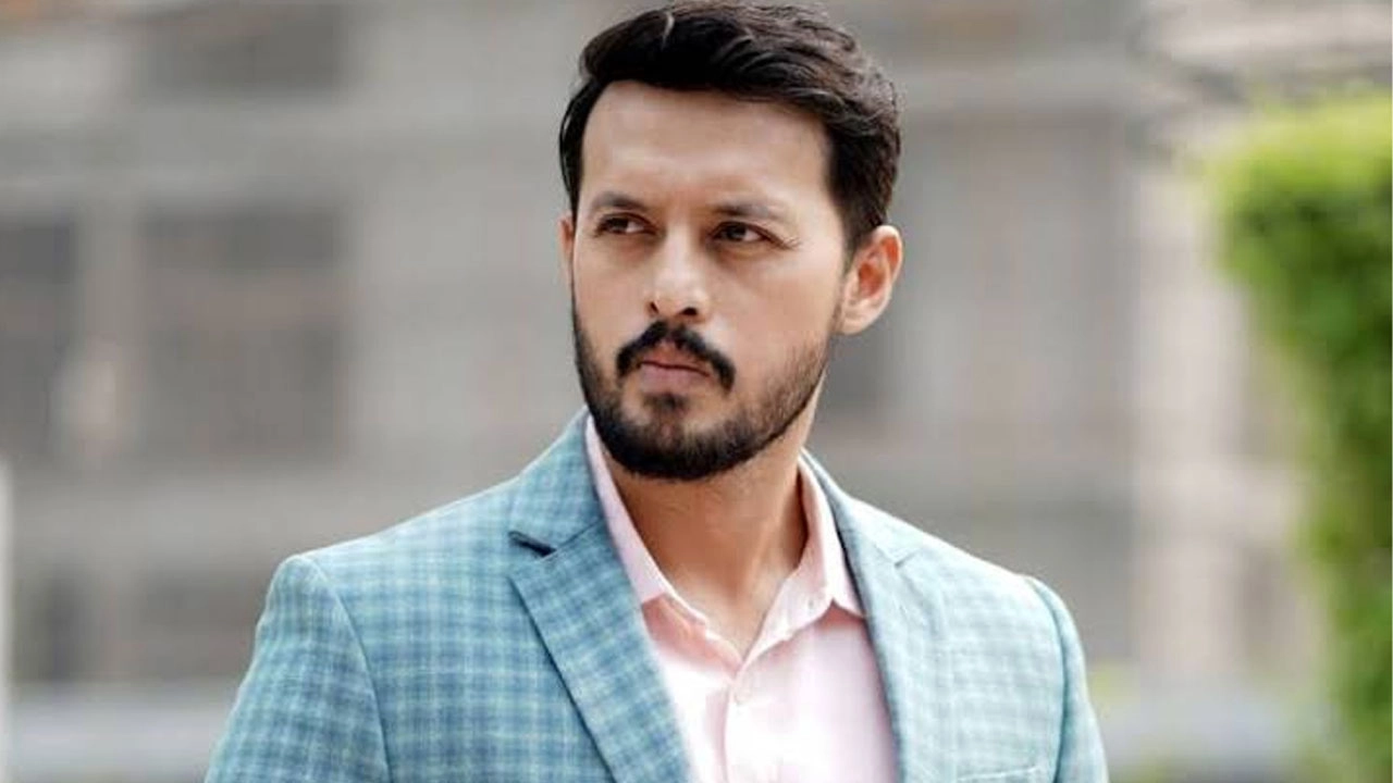 টুপটুপ রিসোর্টে আগুন, অভিনেতা ইরফান সাজ্জাদের ক্ষোভ