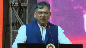 কারও ভোটব্যাংক হবেন না: সনাতন ধর্মাবলম্বীদের স্বরাষ্ট্রমন্ত্রী