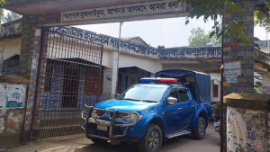 কসবায় ইজিপিপি বরাদ্দের ভাগাভাগি নিয়ে বিএনপির দুই গ্রুপে হাতাহাতি