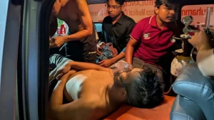 ঢাবিতে ছাত্রদলের দুই গ্রুপের সংঘর্ষ, আহত ৪