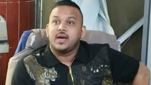প্রিজন ভ্যান থেকে শীর্ষ মাদক কারবারির পলায়ন, দুই পুলিশ গ্রেপ্তার