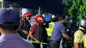 ফুটবলকে কেন্দ্র করে দুই ওয়ার্ডবাসীর সংঘর্ষ, আহত অর্ধশতাধিক
