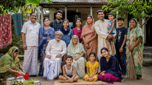 হারিয়ে যাচ্ছে আপনজনের সেই বন্ধন