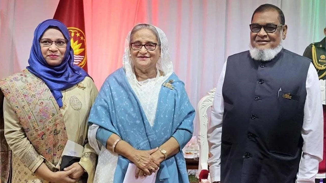 সাবেক মুক্তিযুদ্ধমন্ত্রীর মেয়ের ভারত যাওয়ার অনুমতি বাতিল