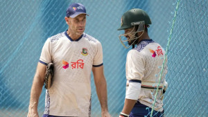নারী দলের নতুন প্রধান কোচ ডেভিড হেম্প