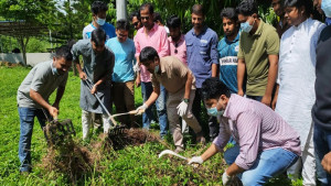 ডেঙ্গু প্রতিরোধে রাবিতে ছাত্রদলের পরিচ্ছন্নতা অভিযান