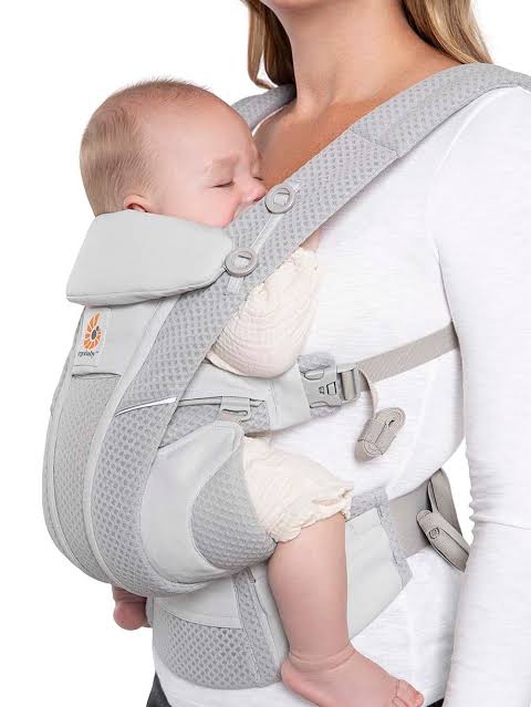 Ergobaby Omni Breeze