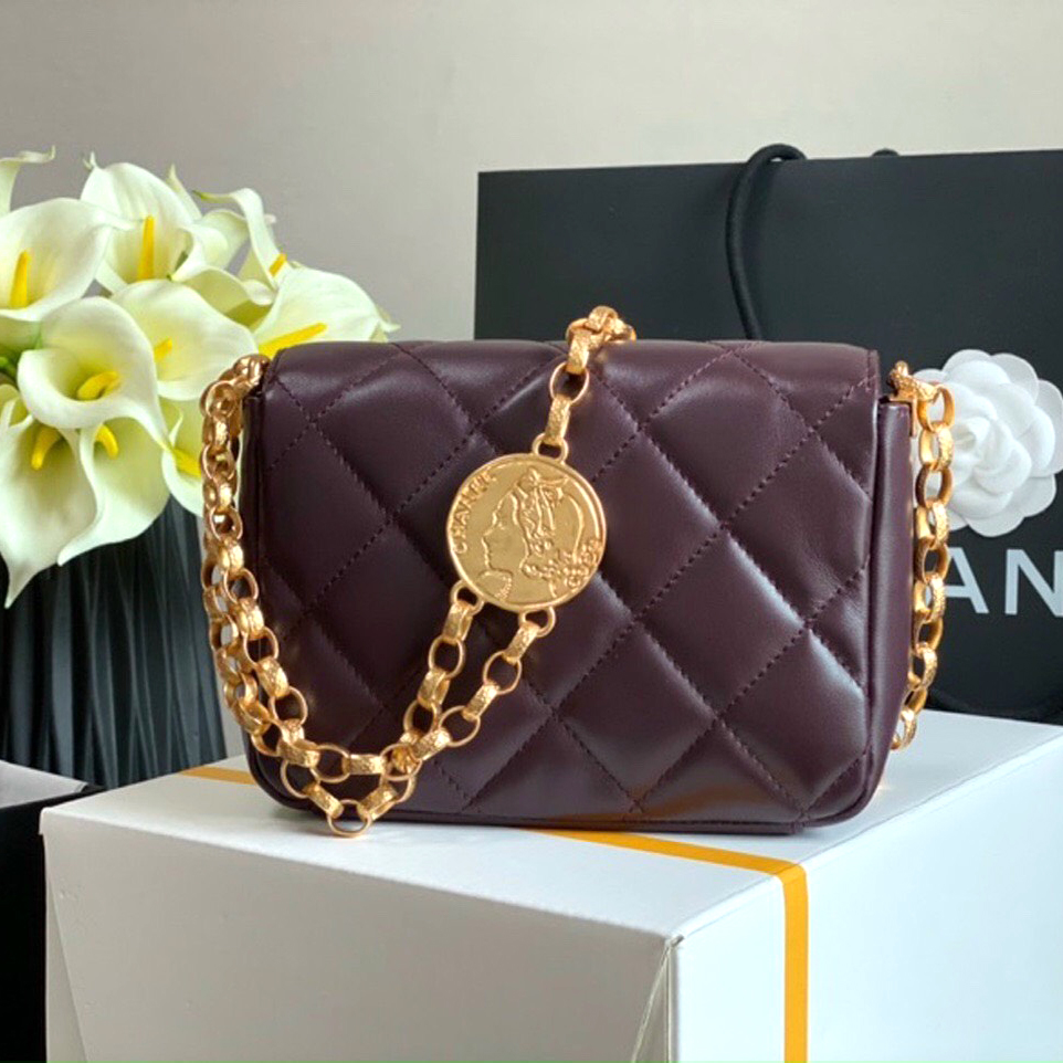 Túi đeo chéo mini Chanel nữ màu vàng trần trám cao cấp