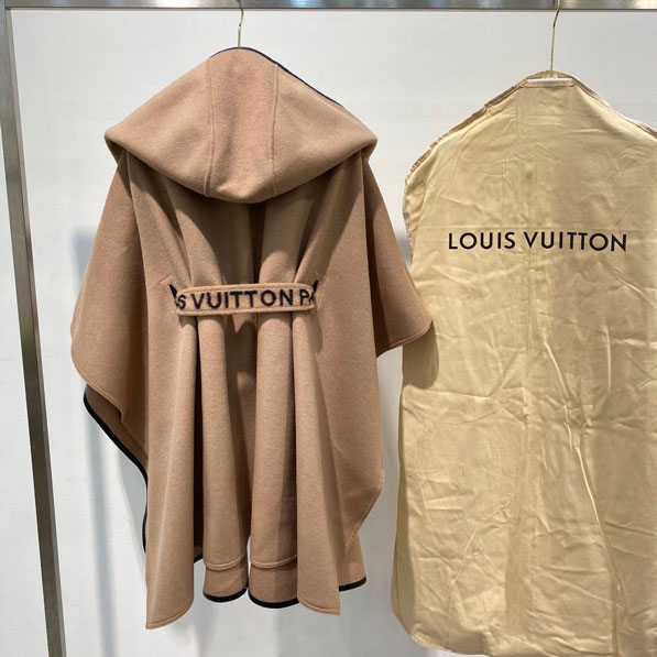 Áo thời trang Louis Vuitton siêu cấp đính đá phản quang  hot trend    khuyến mãi giá rẻ chỉ 543750 đ  Giảm giá mỗi ngày