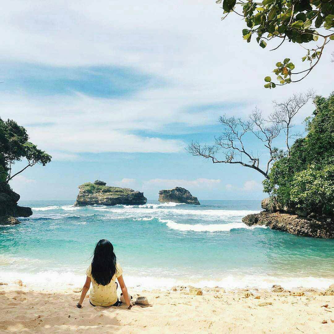 22 Pantai Di Malang Yang Keren Tersembunyi Dan Mengesankan