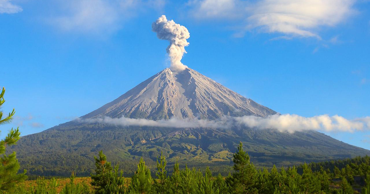 Merapi1 Jpg