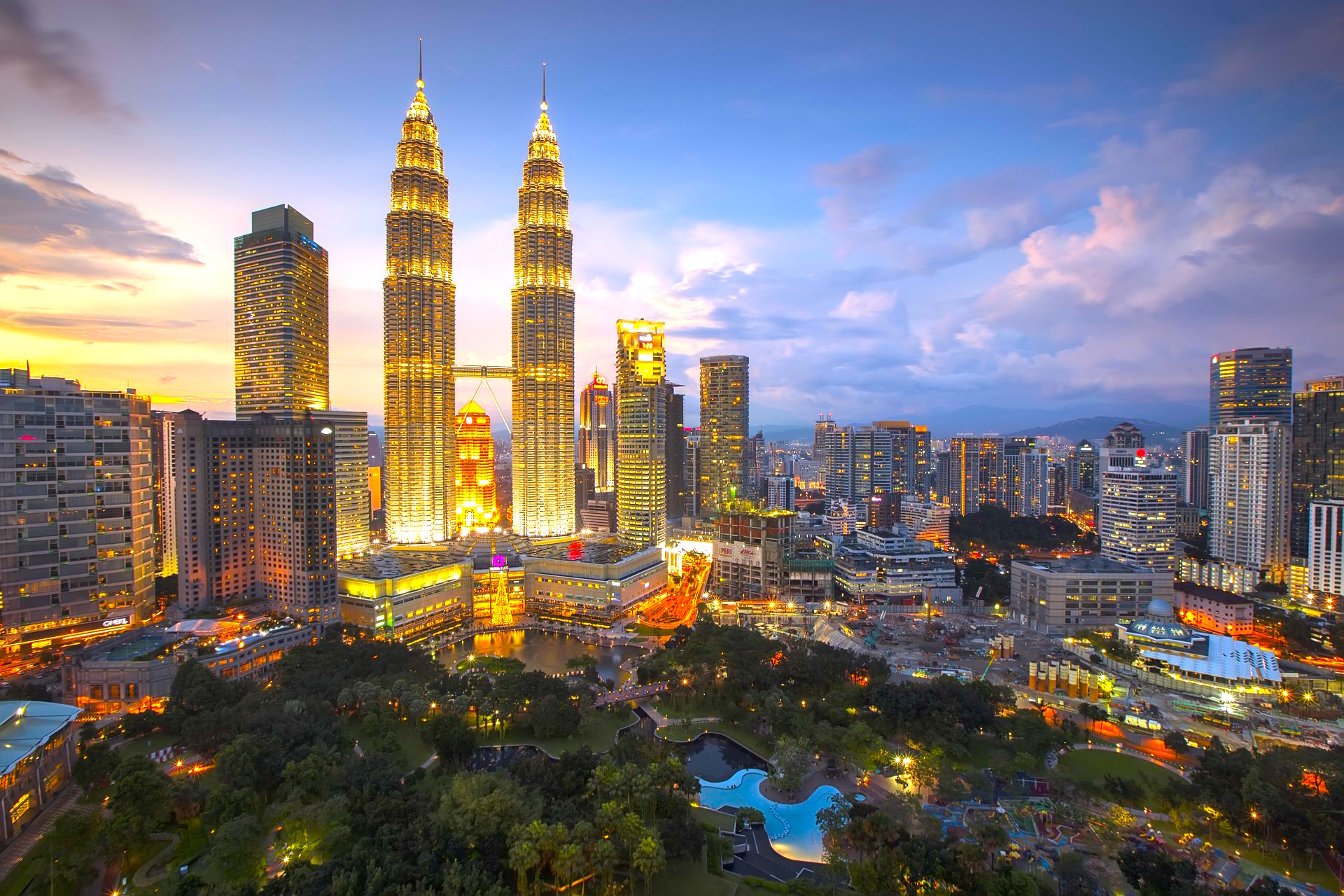 Destinasi Wisata di Malaysia yang Wajib Dikunjungi Bersama