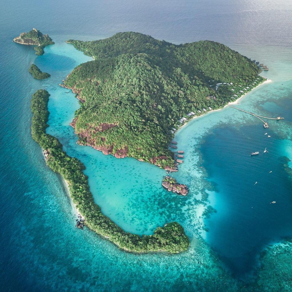 10 Pulau  Terpencil Di  Indonesia  Untuk Liburan Yang Anti 