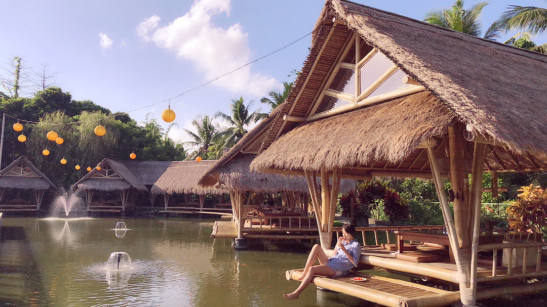  Restoran di ubud dengan pemandangan indah 