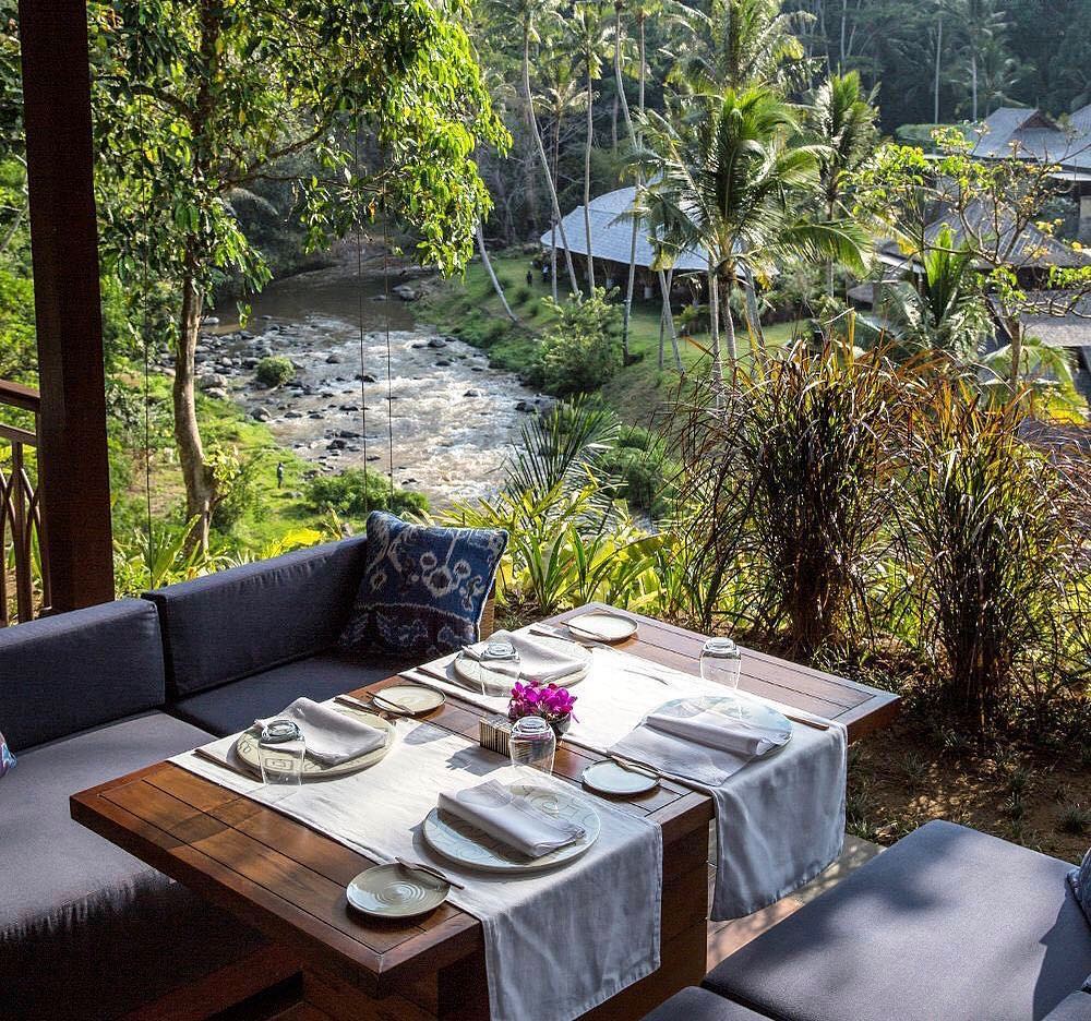 12 Tempat Makan Dengan Pemandangan Sungai Di Bali Yang Mengagumkan
