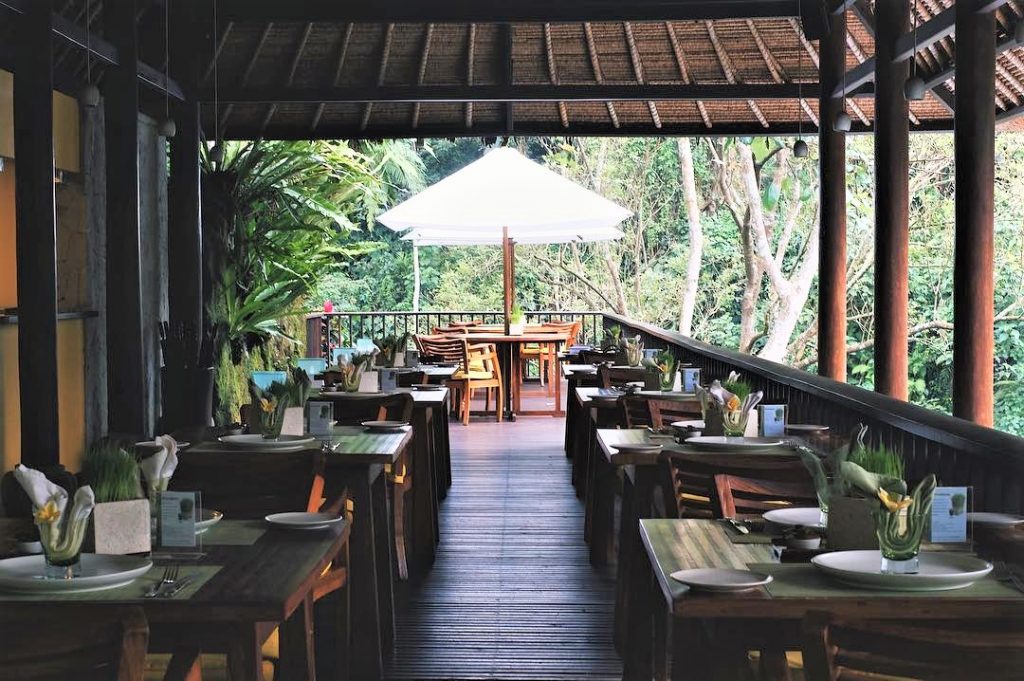 12 Referensi Tempat Makan dengan Pemandangan Sungai di Bali yang