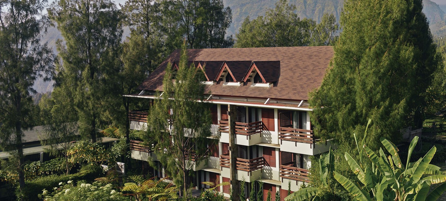 Gunung Bromo merupakan destinasi wisata yang dihentikan dilewatkan di Provinsi Jawa Timur 6 Hotel Di Bromo Dengan View Yang Mengesankan