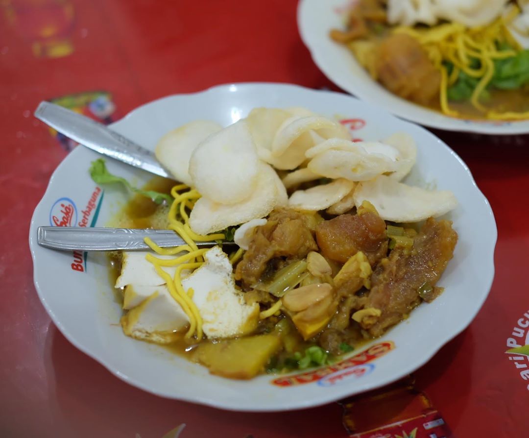 5 Tempat Menikmati Tahu Campur Di Surabaya Yang Enak Banget