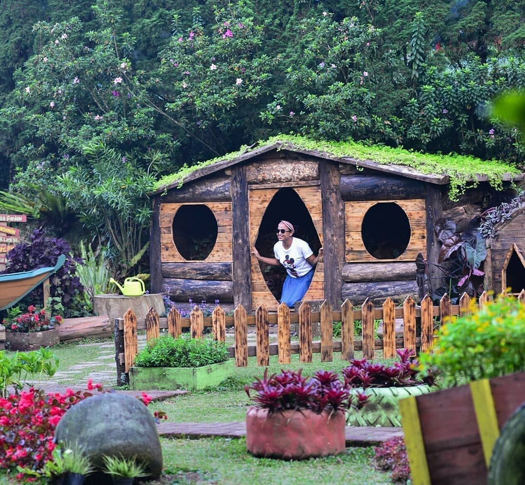 7 Tempat Wisata Keluarga Di Bogor Yang Harus Kamu Kunjungi