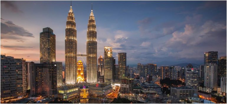  Turis  Masih Dilarang Masuk  Malaysia Hingga 31 Desember