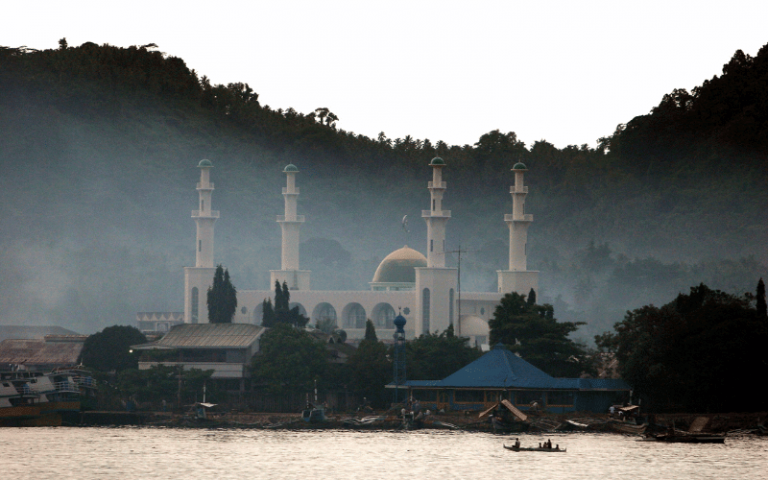 mosques in the philippines tulayan mosque