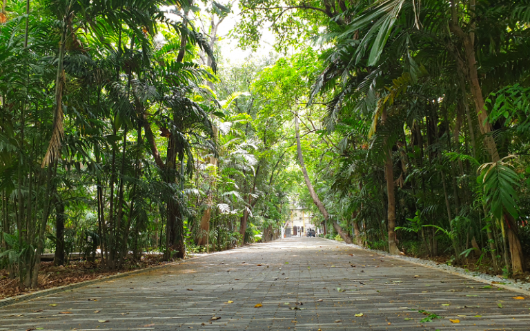 parks in manila