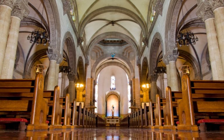 manila cathedral free tours
