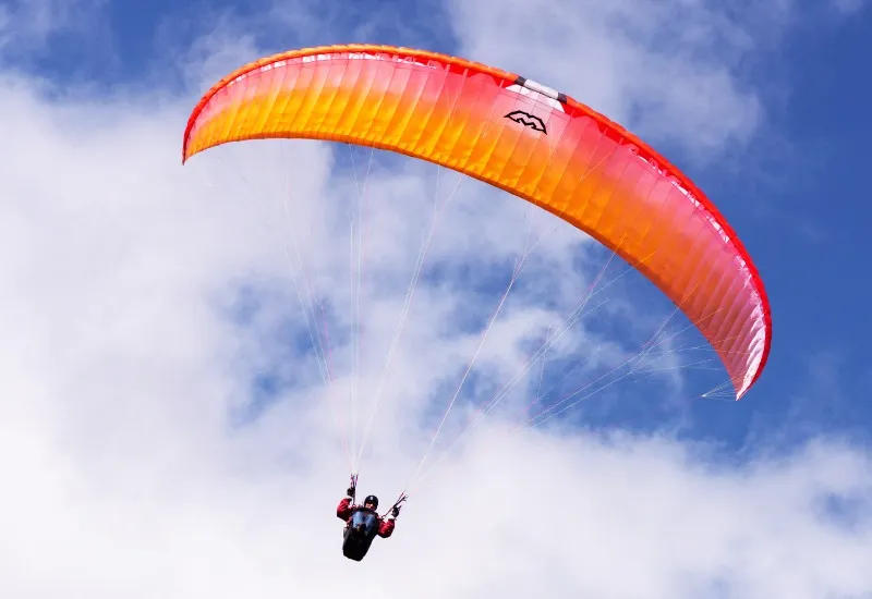 Powered Paragliding in Saputara, Gujarat - Today's offer Rs.4000 ( 34 % off)