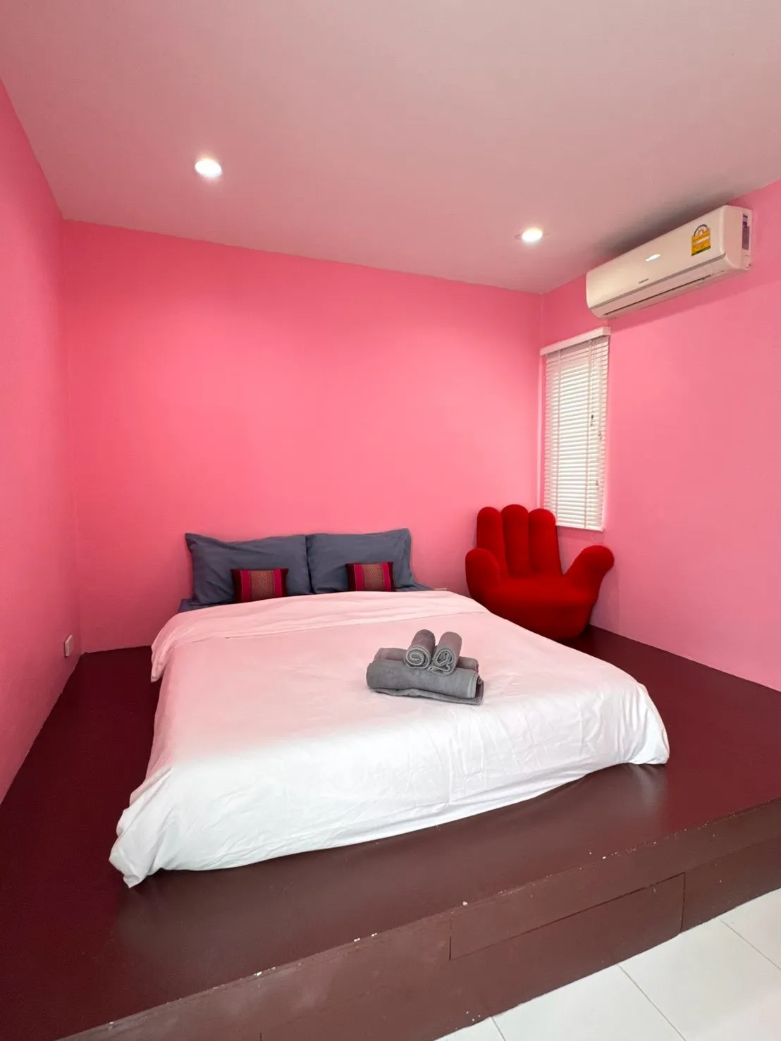 Miss & Moon Poolvilla Bang Saray