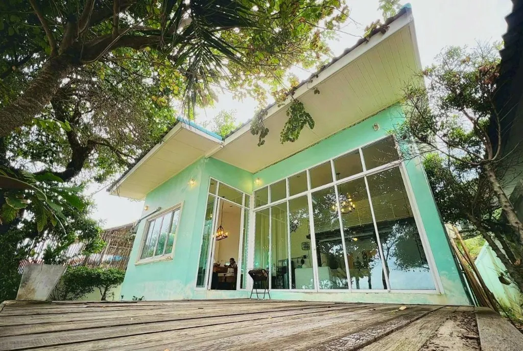 GAO Sailor Mezz Beachfront